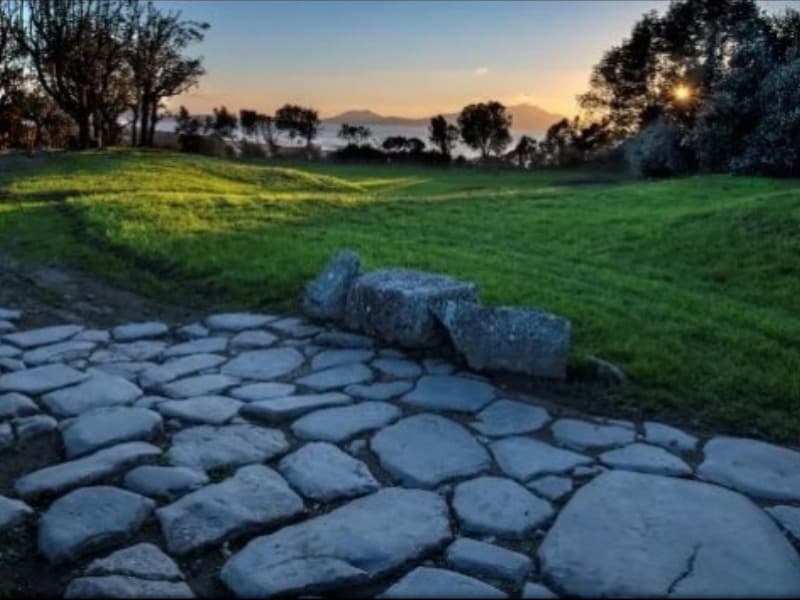 Mythes, volcans et visions des Champs Phlégréens