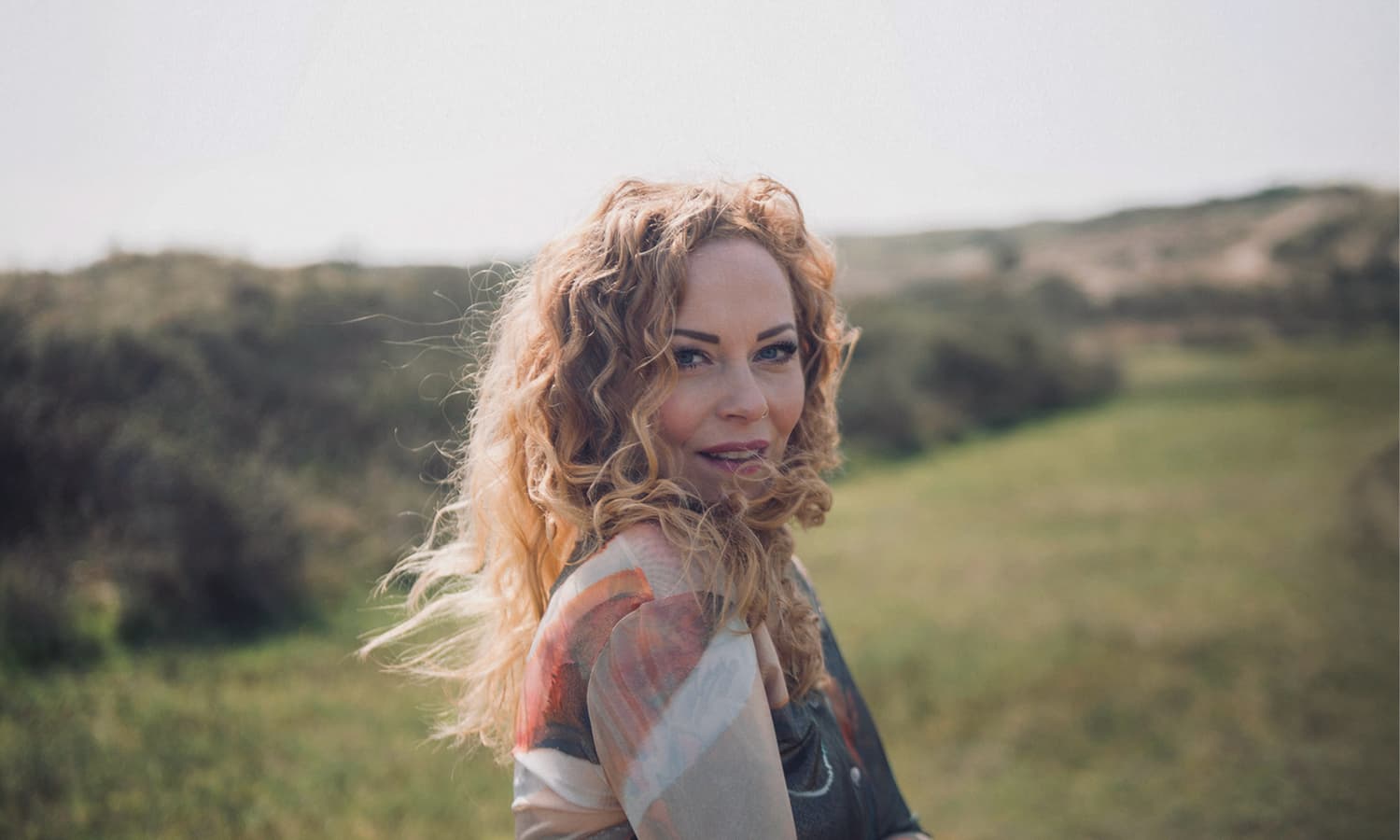 ANNEKE VAN GIERSBERGEN