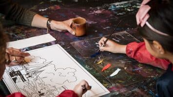 Les magiciens des couleurs