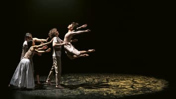 Les corps avalés
