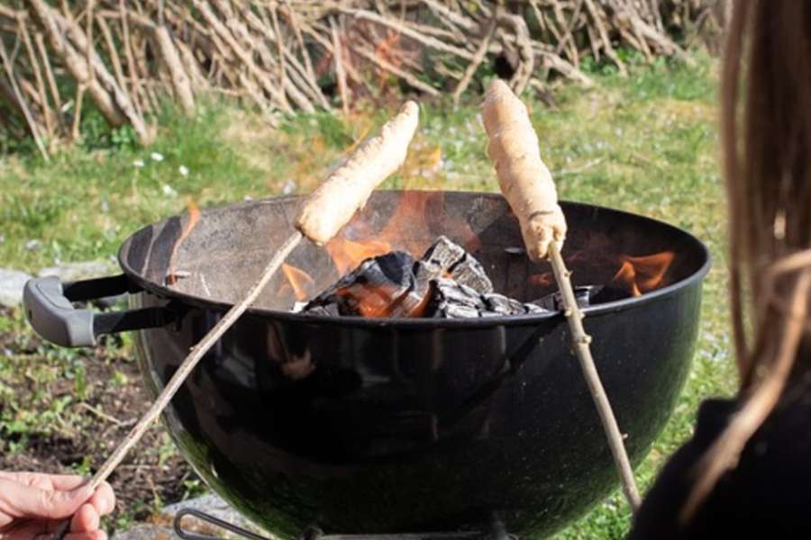 kideaz copyright event  herbstbrot ber dem feuer backen